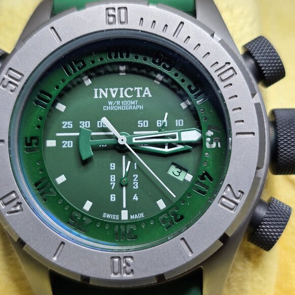 Invicta Chronograph Watch - Picture 2 of 7